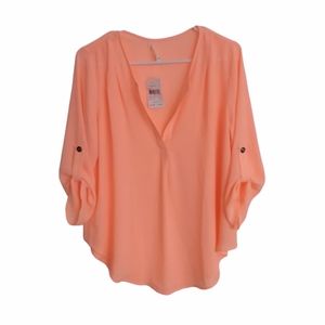 Lush peach blouse M